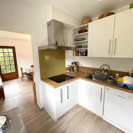 Valfregue, Grande Maison Familiale