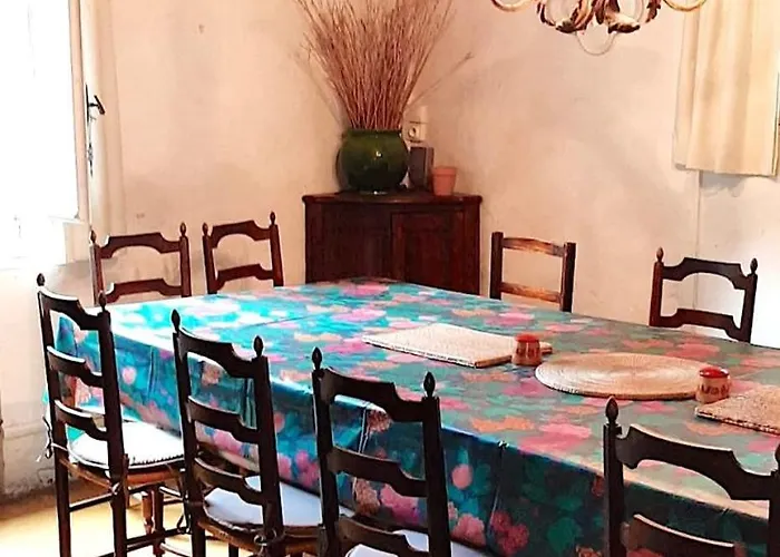 Valfregue, Grande Maison Familiale Holiday home