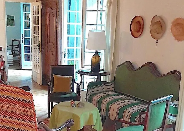 Valfregue, Grande Maison Familiale Holiday home